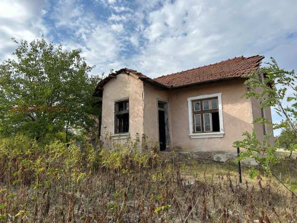 Продава къща, с. сталийска махала, област монтана