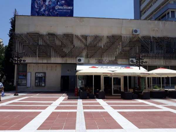 Продава магазин, гр. благоевград, идеален център