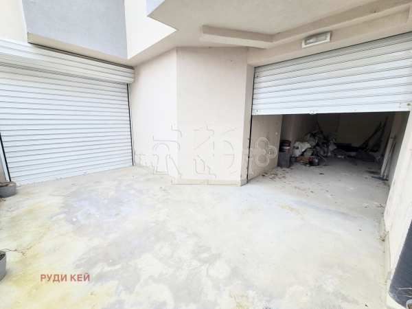 Продава гараж, паркомясто, гр. варна, операта