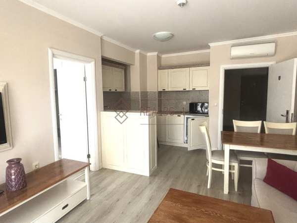 Продава 3-стаен, гр. балчик, област добрич