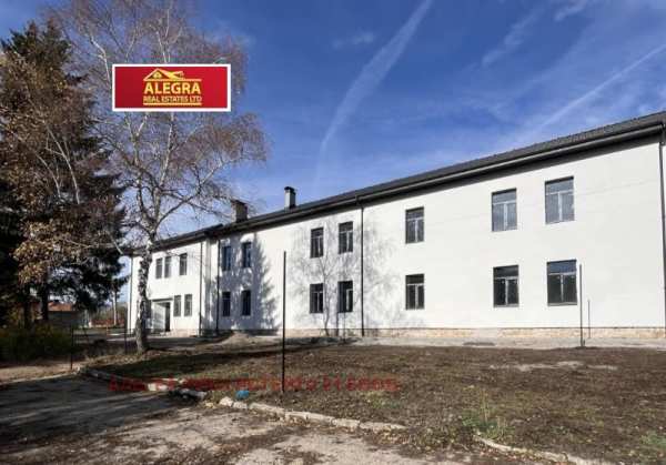 Продава склад, гр. брезник, област перник