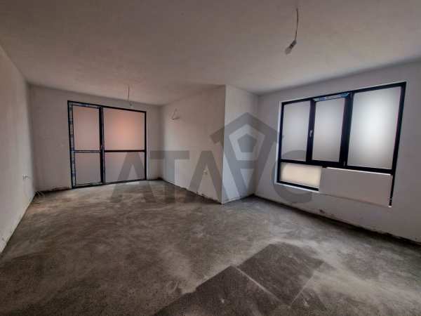 Продава 3-стаен, с. белащица, област пловдив