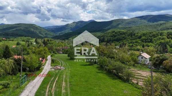 Продава парцел, с. бойковец, област софия област