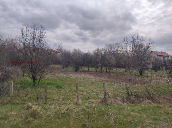 Продава парцел, гр. кюстендил, бял камък