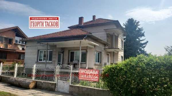 Продава къща, с. сандрово, област русе