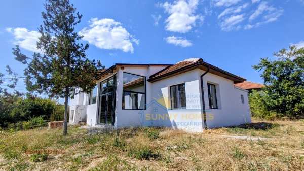 Продава къща, с. поликраище, област велико търново
