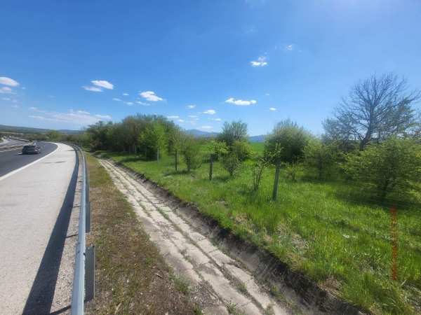 Продава парцел, с. джурово, област софия област