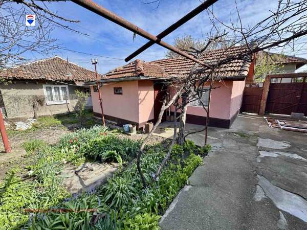 Продава къща, гр. две могили, област русе