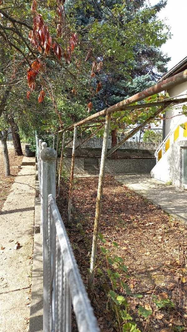 Продава къща, с. божичен, област русе