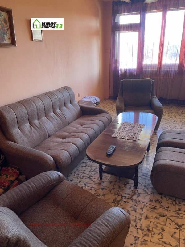 Продава 4-стаен, гр. плевен, широк център