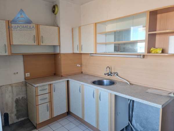 Продава 2-стаен, гр. плевен, дружба 4