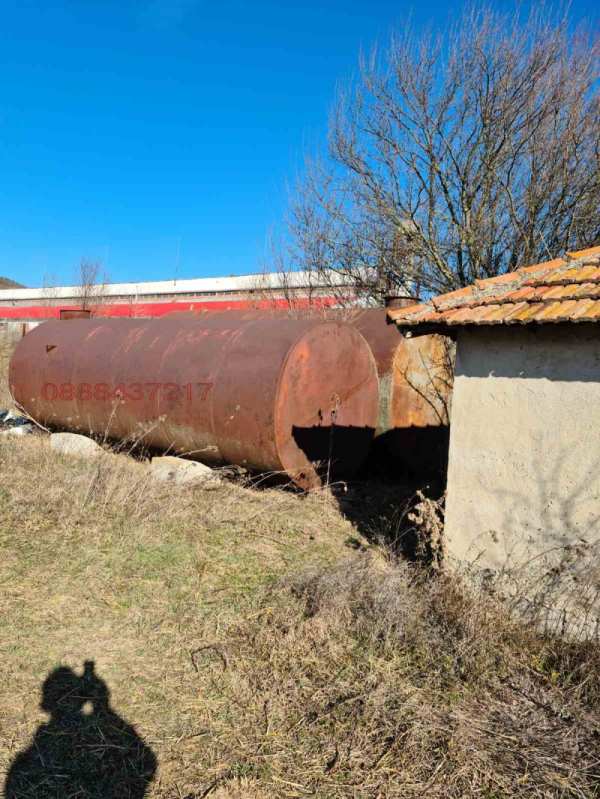 Продава пром. помещение, с. лиляк, област търговище