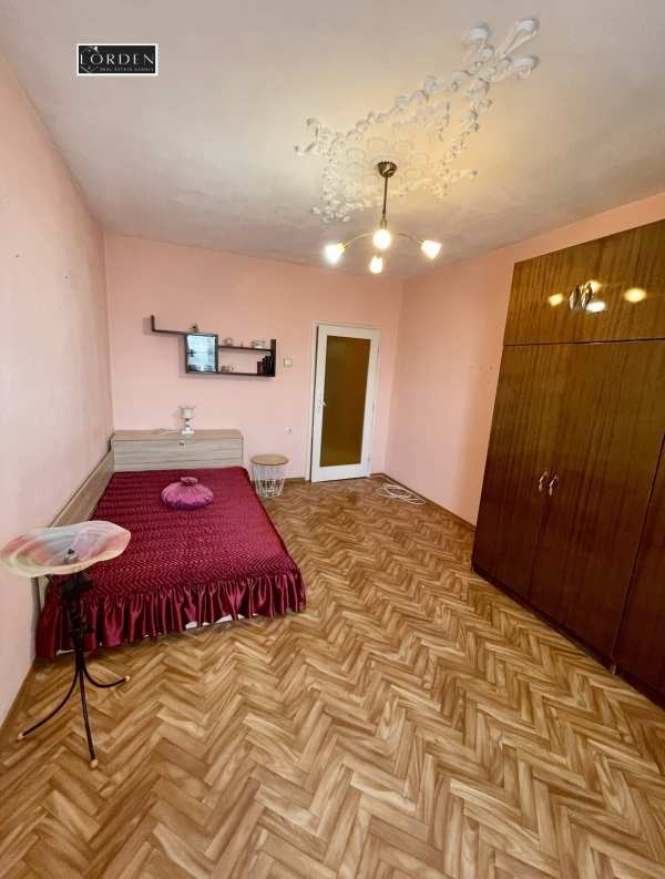 Продава 2-стаен, гр. пазарджик, център