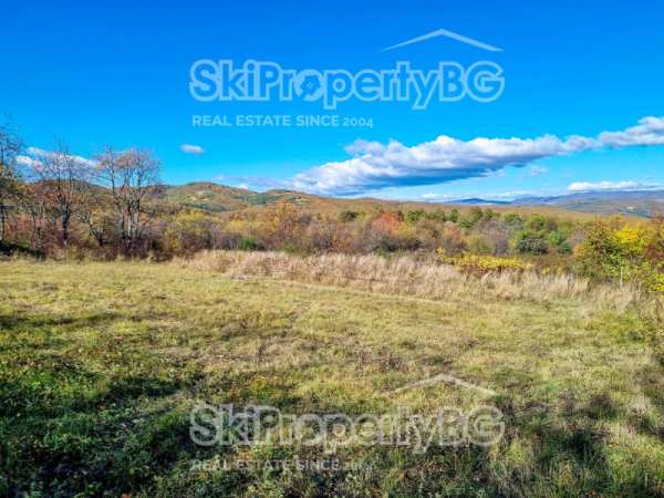Продава  парцел гр. Долна баня, област София
      1022 кв.м