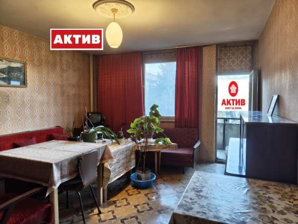 Продава 2-стаен, гр. търговище, център