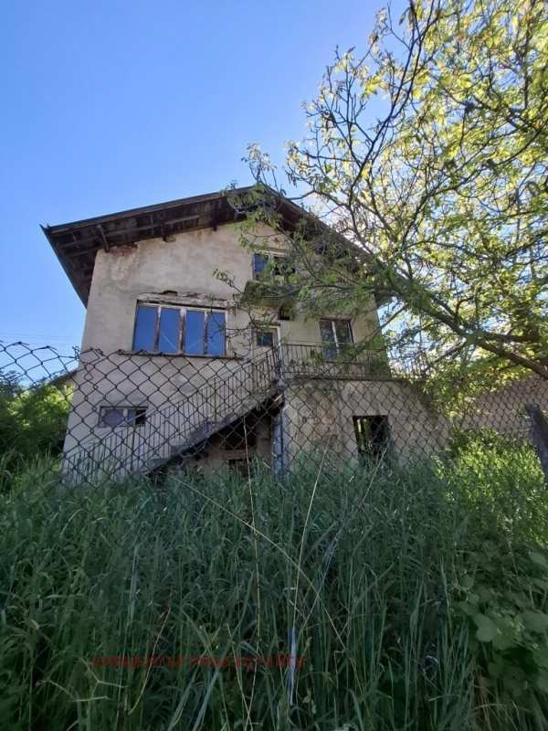 Продава къща, с. кладница, област перник