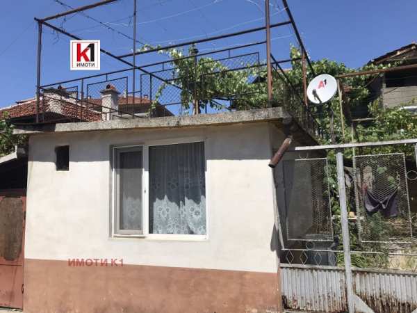 Продава къща, гр. пещера, област пазарджик