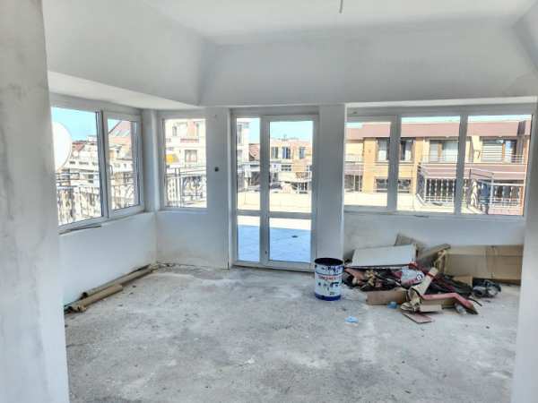 Продава  многостаен гр. Поморие, област Бургас
      200 кв.м