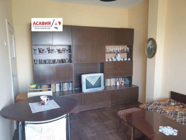 Продава 3-стаен, гр. ловеч, здравец