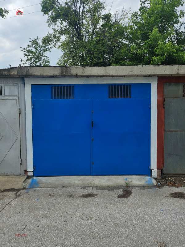Продава гараж, паркомясто, гр. пазарджик, младост