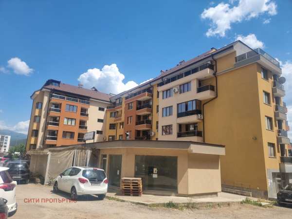 Продава гараж, паркомясто, гр. благоевград, широк център
