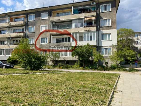 Продава  многостаен град Сливен, Център
      85 кв.м