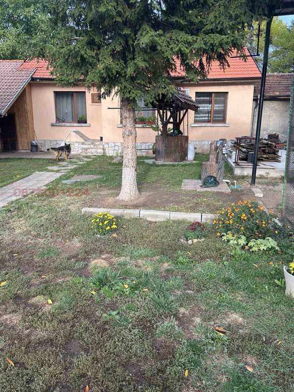 Продава бизнес имот, гр. софия, гр. нови искър
