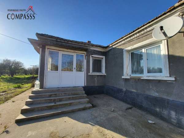 Продава къща, с. септемврийци, област добрич