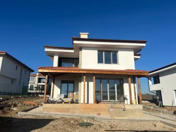 Продава къща, с. гурмазово, област софия област