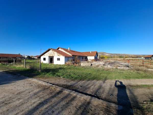 Продава бизнес имот, с. бошуля, област пазарджик