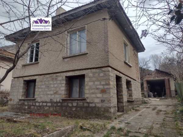 Продава къща, с. церово, област софия област