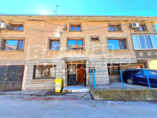 Продава къща, гр. свищов, област велико търново