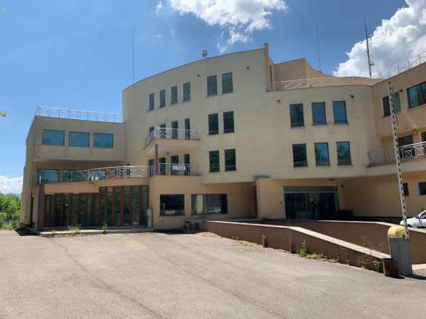 Продава хотел, с. горна росица, област габрово