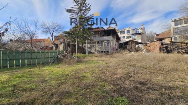 Продава къща, гр. карлово, област пловдив