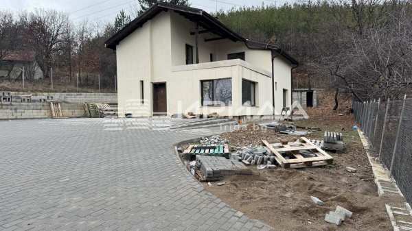 Продава къща, с. чибаовци, област софия област