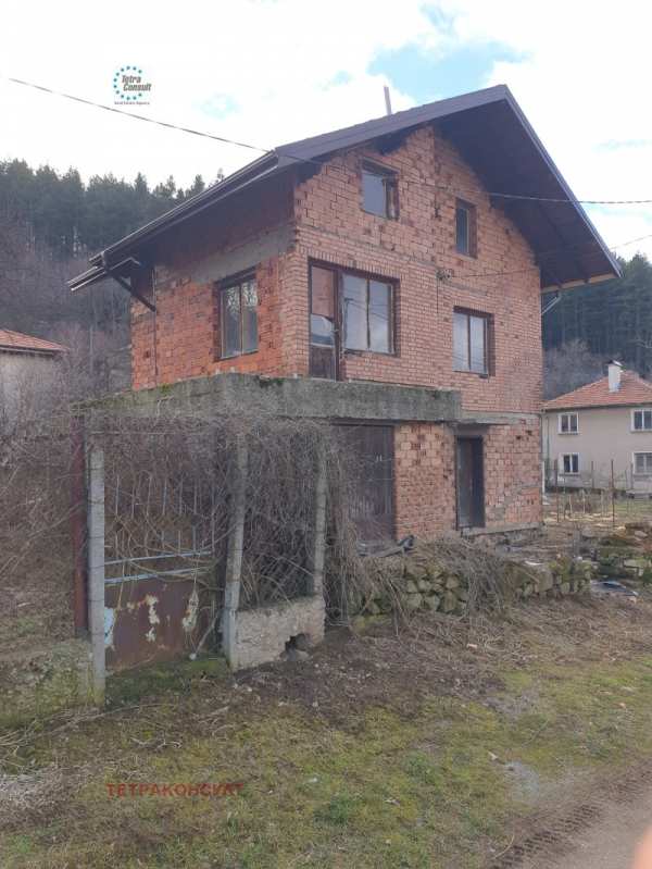 Продава къща, гр. радомир, област перник