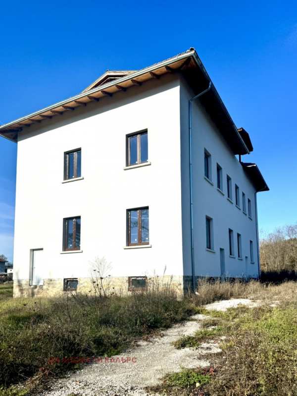 Продава пром. помещение, с. джурово, област софия област