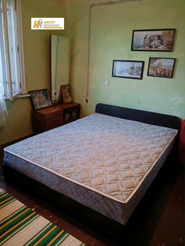 Продава къща, с. леденик, област велико търново