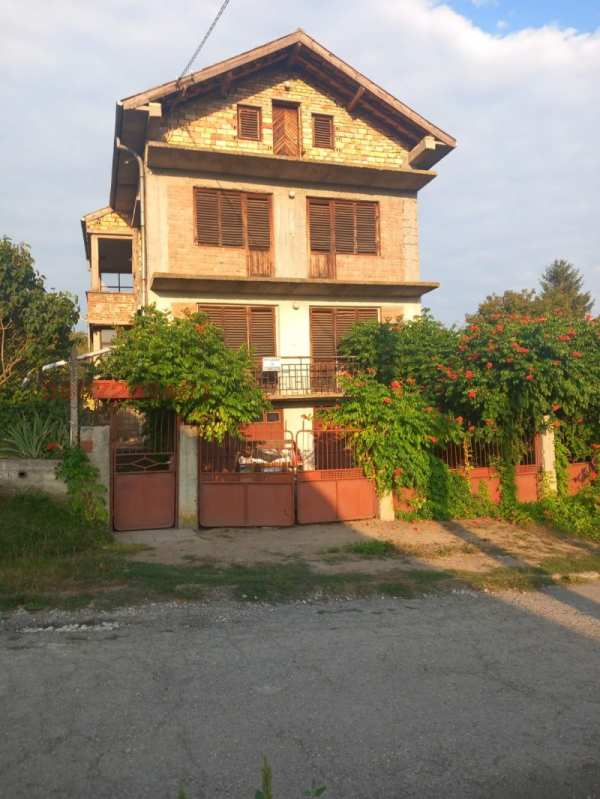 Продава къща, с. бистра, област търговище