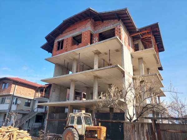Продава къща, гр. банско, област благоевград