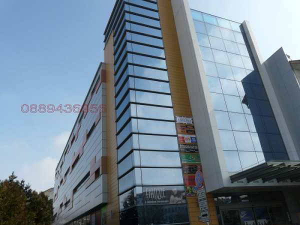 Продава магазин, гр. плевен, идеален център