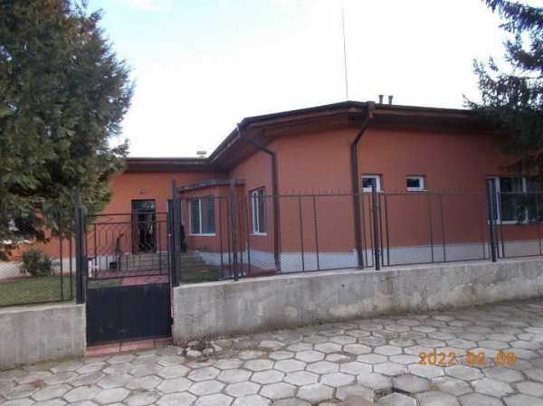 Продава къща, гр. берковица, област монтана