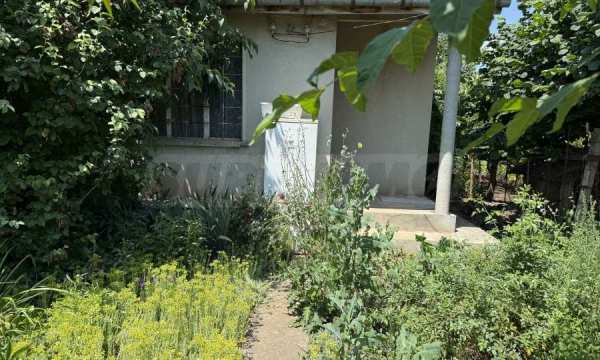 Продава къща, гр. каварна, област добрич
