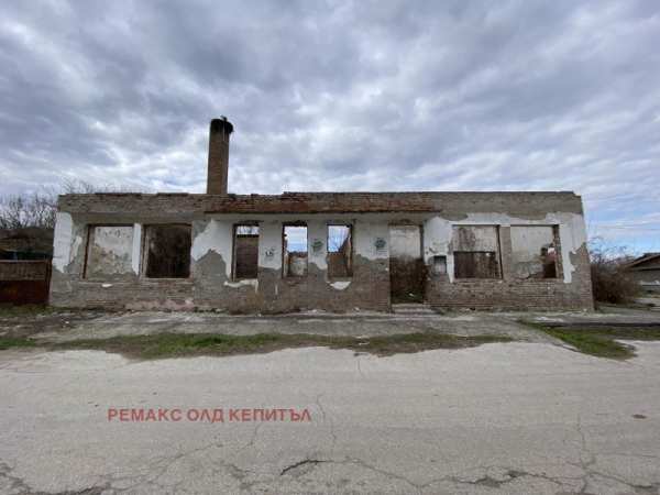 Продава пром. помещение, с. балван, област велико търново