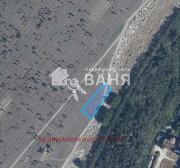 Продава парцел, гр. сопот, област пловдив