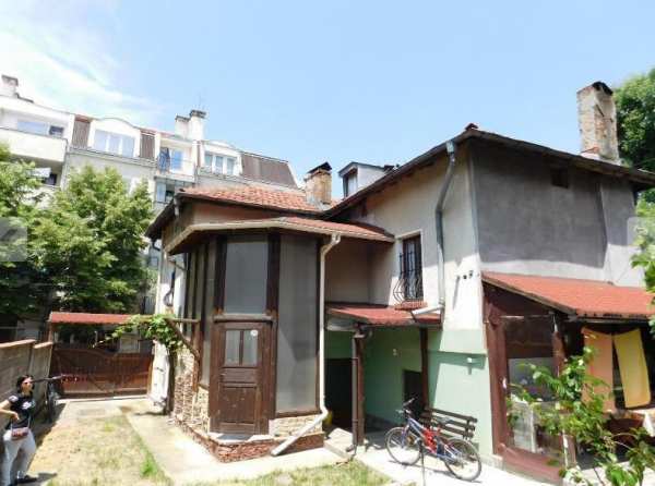 Продава къща, гр. русе, център