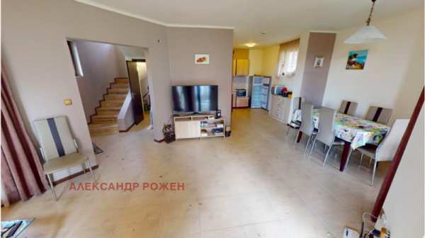 Продава 4-стаен, с. кошарица, област бургас