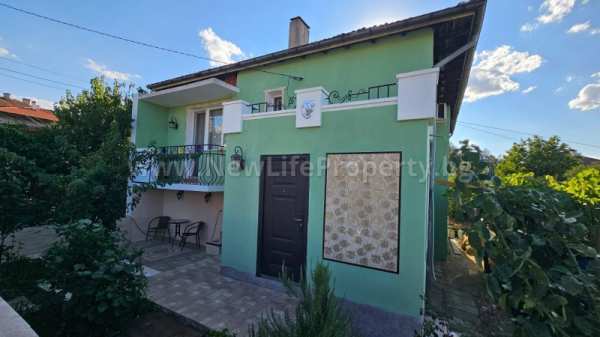 Продава  къща гр. Средец, област Бургас
      174 кв.м
