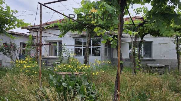 Продава къща, гр. хисаря, област пловдив