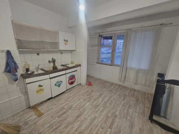 Продава 2-стаен, гр. кърджали, възрожденци